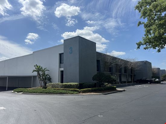 Silver Star Commerce Center Bldg 3