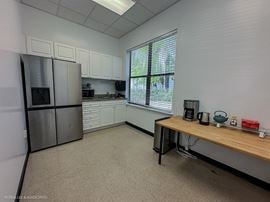 5010 Newberry Road, Suite D