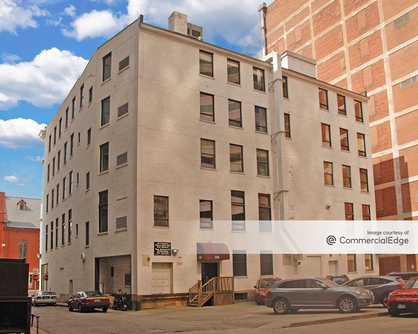 Cincinnati Bar Association 225 Sixth St. E, Cincinnati, OH Office