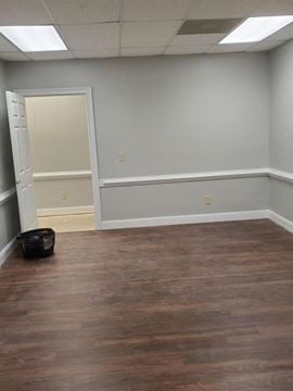 997 Commerce Dr Suites