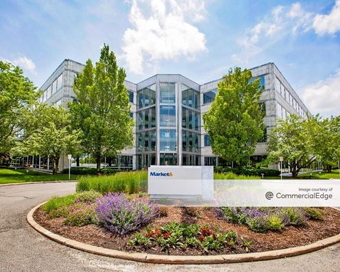 Corporate 500 Centre - 500 Lake Cook Road