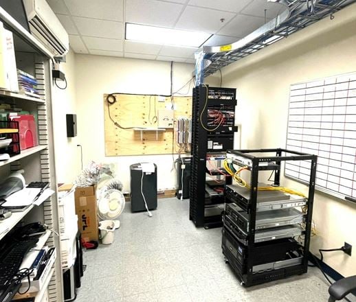 895 Aerovista Place, Suite 102