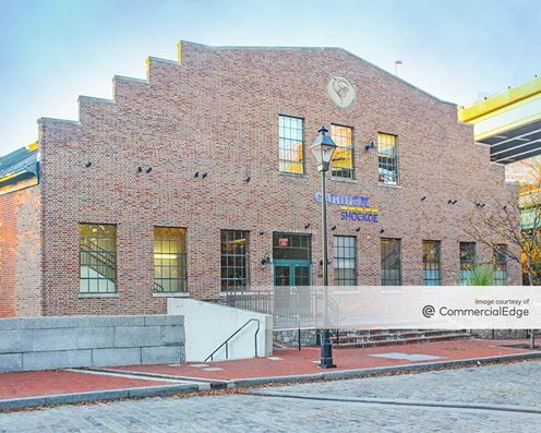 Lady Byrd Hat Building
