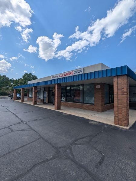 Retail space for Rent at 1754-1768 West Devon Avenue in Chicago