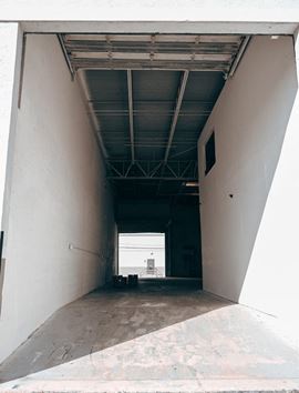 1892 - Oakland Park warehouse