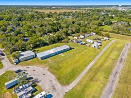 7911 James St. - Pearland Air Park
