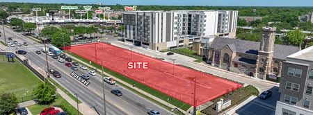 Retail space for Rent at 5100 Ross Ave in Dallas