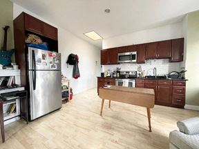 4631 Locust St