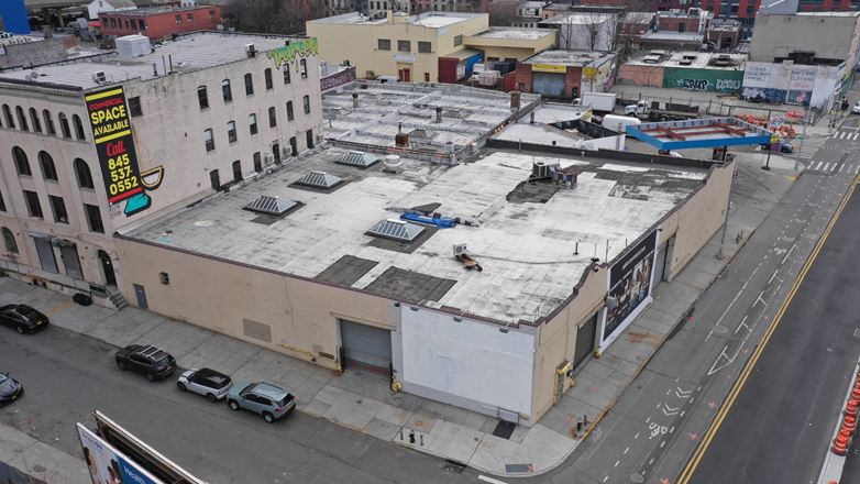 176 Flushing Ave