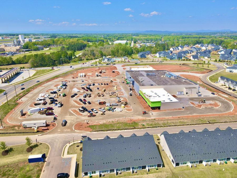 Publix-anchored Shopping Center
