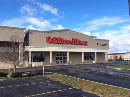 Retail space for Rent at 5770 South Transit Road in Lockport