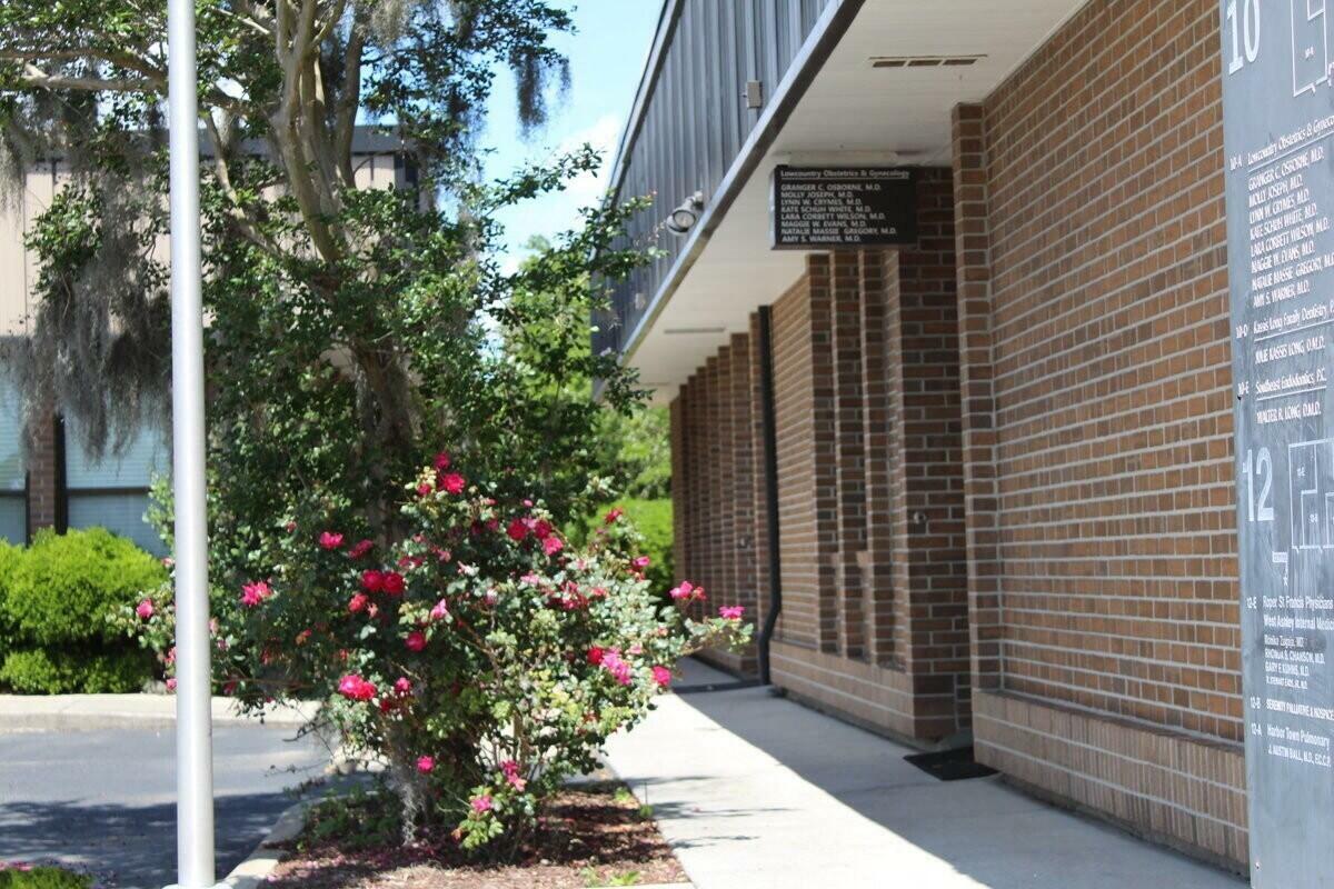 12 Farmfield Ave, Charleston, SC 29407