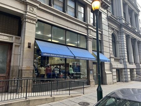 Retail space for Rent at 1009 Chestnut St in Philadelphia