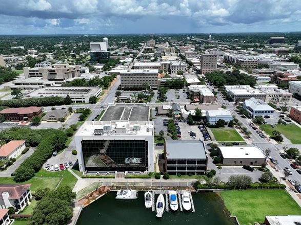 Third Floor Office | Pensacola Waterfront | 4,368 SF