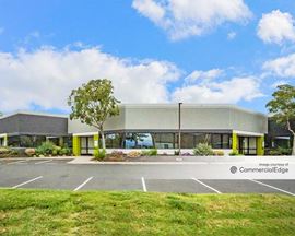 Clipper Court Commerce Center - Buildings 3 & 4