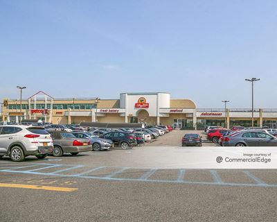 College Point Retail Center - 13311 20th Avenue