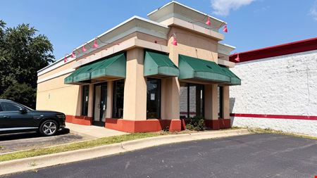 Photo of commercial space at 3942 S Westnedge Ave in Kalamazoo