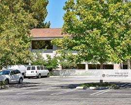 825 Colorado Blvd