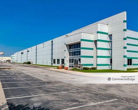 Industrial space for Rent at 635 Northwest Avenue in Northlake