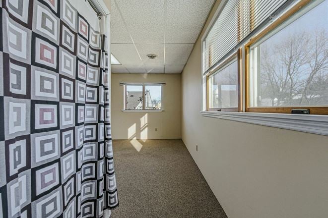 Gilpin Plaza - 3203, Suite D - Concord Pike, Wilmington, DE