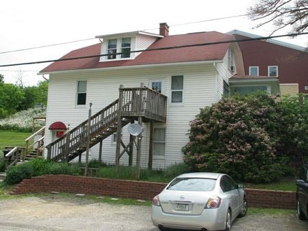 Retail space for Rent at 820 W Ingomar Rd in Pittsburgh