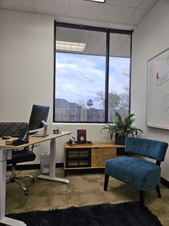 Beach Walk Office Suites - Beach Walk Coworking & Office Space