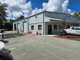 7800 sq foot Industrial Warehouse