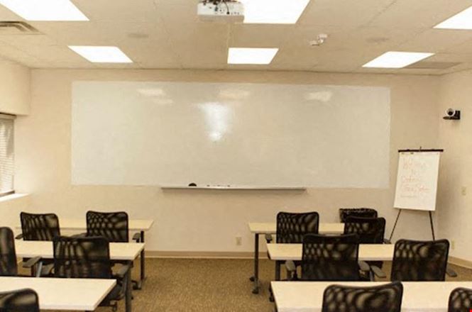 Centerco Office Suites - 11628 Old Ballas Road