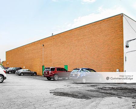 1695 Southfield Road - Lincoln Park
