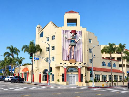 255 Main St