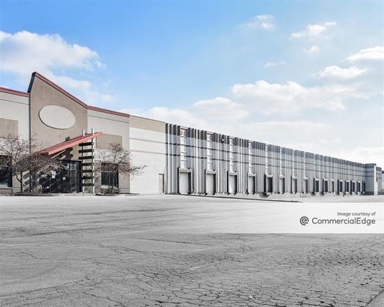 Logistics Pointe Distribution Center - 1675 Watkins Road