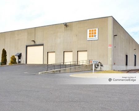 Industrial space for Rent at 1112 Corporate Road in North Brunswick