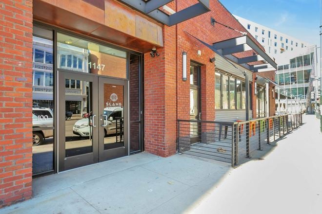 Retail / Office Flex Space On Broadway