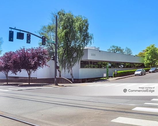 Kaiser Permanente Interstate Medical Office West - 3325 North Interstate  Avenue, Portland, OR | CommercialSearch