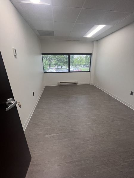 Photo of commercial space at 1395 Piccard Drive in Rockville