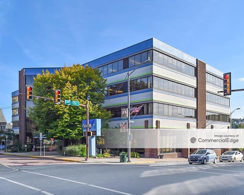 Center 101 East Diamond Street Office Building