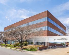 50/66 Office Plaza 3