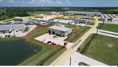 Industrial space for Rent at 8220 Parkside Ave in Baytown