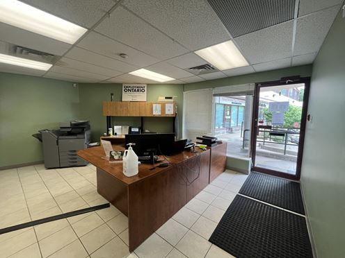 300 Victoria Street North, Unit 8