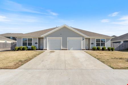 Photo of commercial space at 3700 Locksley Street in Springdale