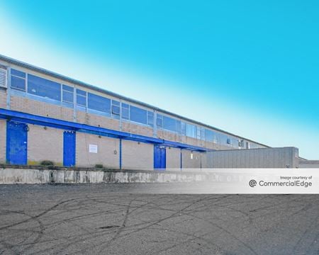 Photo of commercial space at 200 Sargent Drive in New Haven