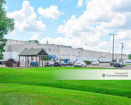 Photo of commercial space at 463 Harding Industrial Drive in Nashville