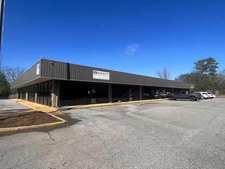 Photo of commercial space at 5120 Mcfarland Blvd E in Tuscaloosa