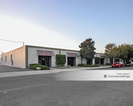 Industrial space for Rent at 1631 Monrovia Avenue in Costa Mesa
