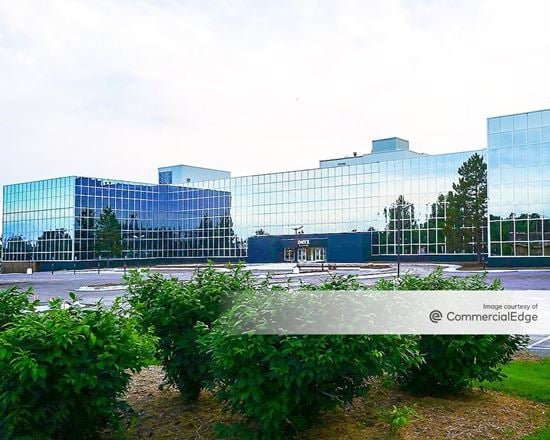Onyx Office Plaza