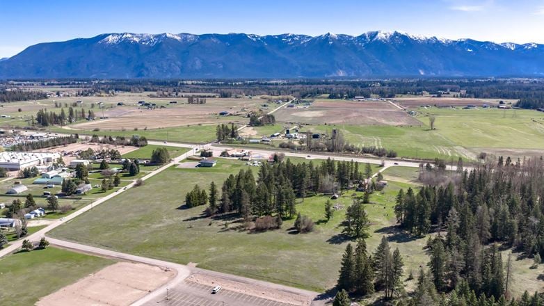 3796 Highway 2 E