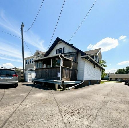 Retail space for Sale at 1534 W Sylvania Ave in Toledo