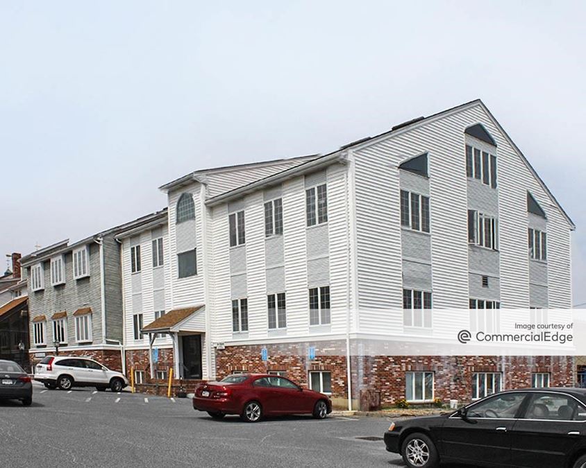 Milford Common Professional Building