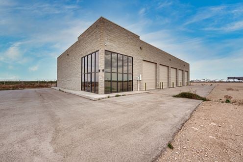Motivated Owner: Modern Industrial Office/Shop Near I-20