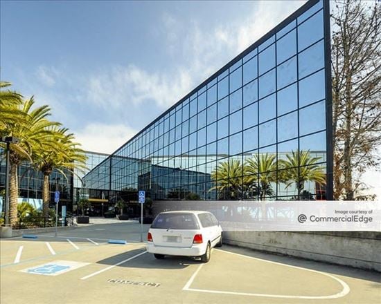 Bayside Plaza